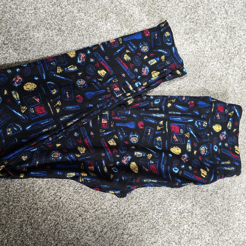 NWOT LuLaRou leggings OS